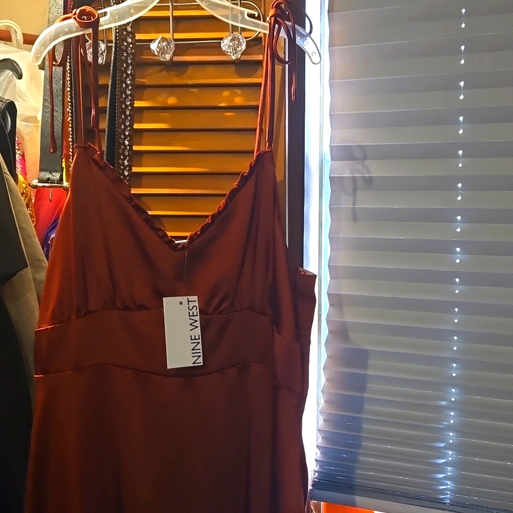 Strappy Fit & Flare Midi Dress...Nine West size L brunt orange deep brown color